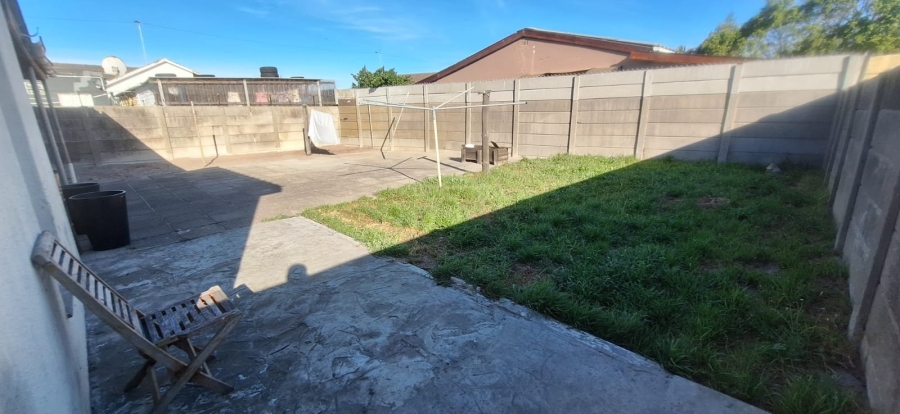 3 Bedroom Property for Sale in Lotus River Western Cape